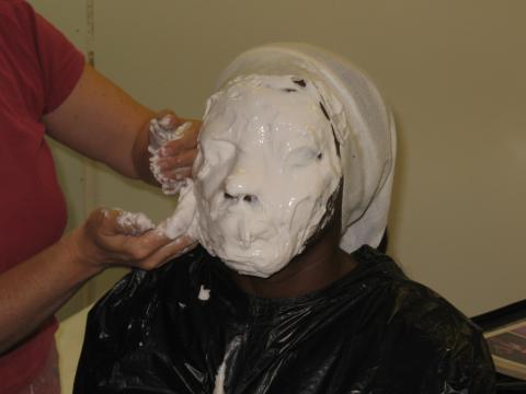 Face and hand casting using Alginate | process.arts
